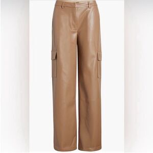 018 New Halogen® Wide Leg Faux Leather Cargo Pants
Size M